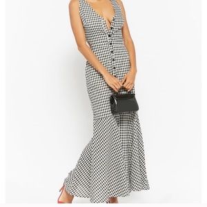 Gingham maxi  v neck button down dress mermaid
